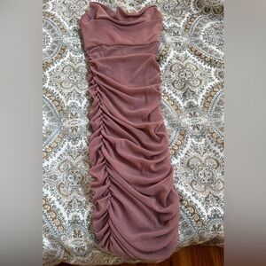 Chic Mauve Ruched Midi Dress